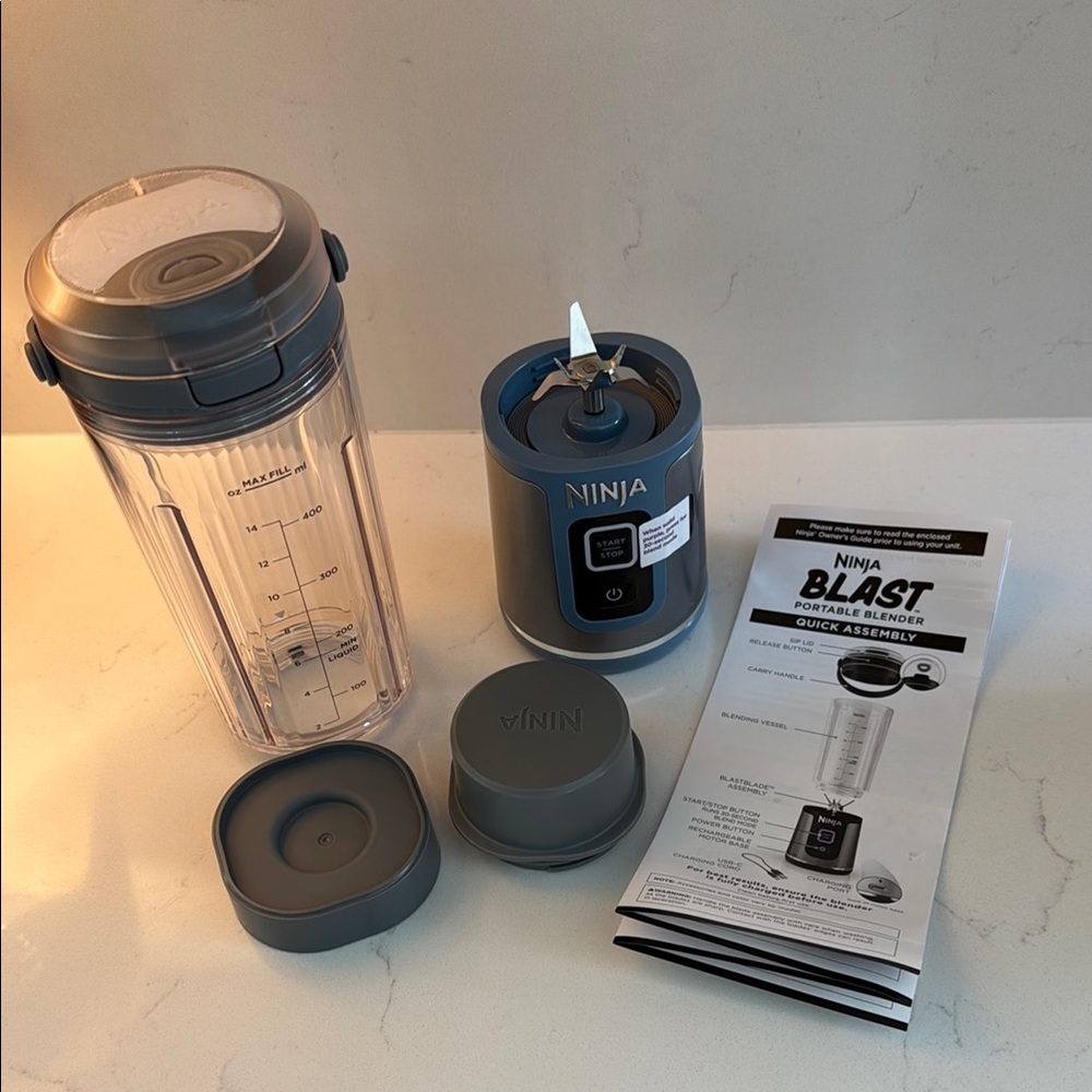 Ninja Blast Portable Blender in Dark Gray